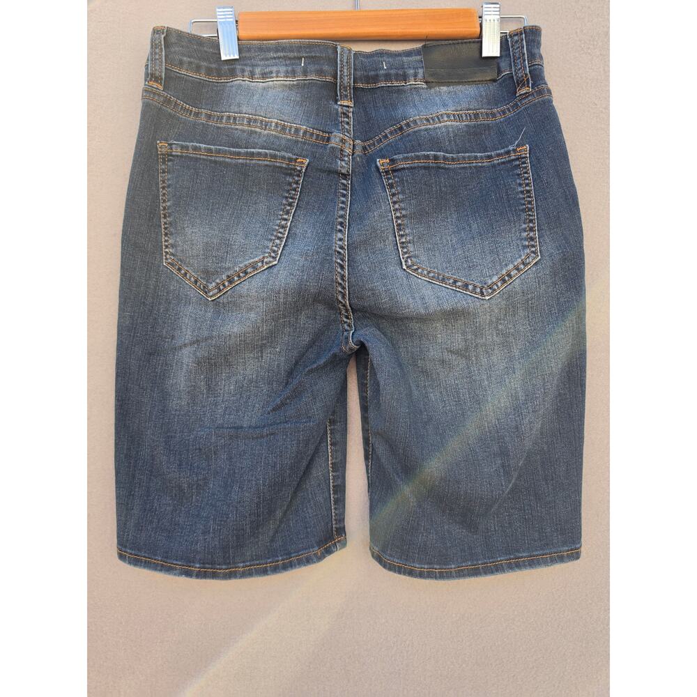 !iT Denim Helena High Rise Shorts Size 6 - Picture 3 of 8